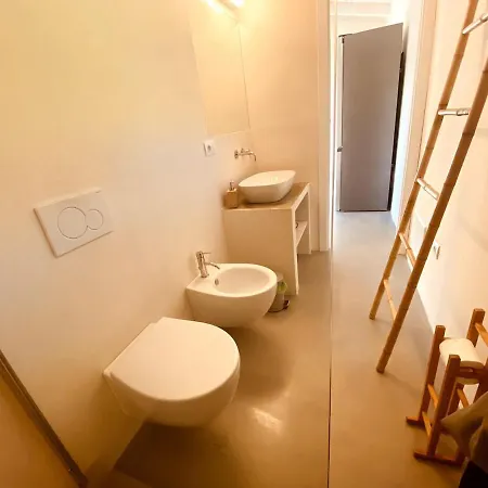 Casa Albini Guest House أغلينتو