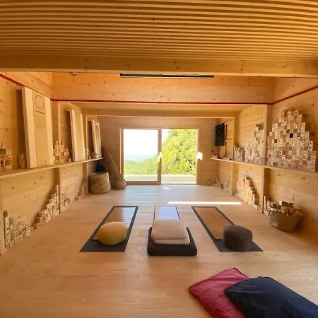 Casa Albini Guest House بيت للعطل